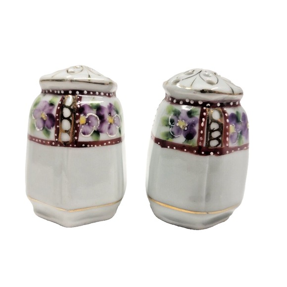 The Unbranded Brand Other - VTG  Moriage Hand Painted Porcelain Salt & Pepper Shakers Violets Floral Hexagon
